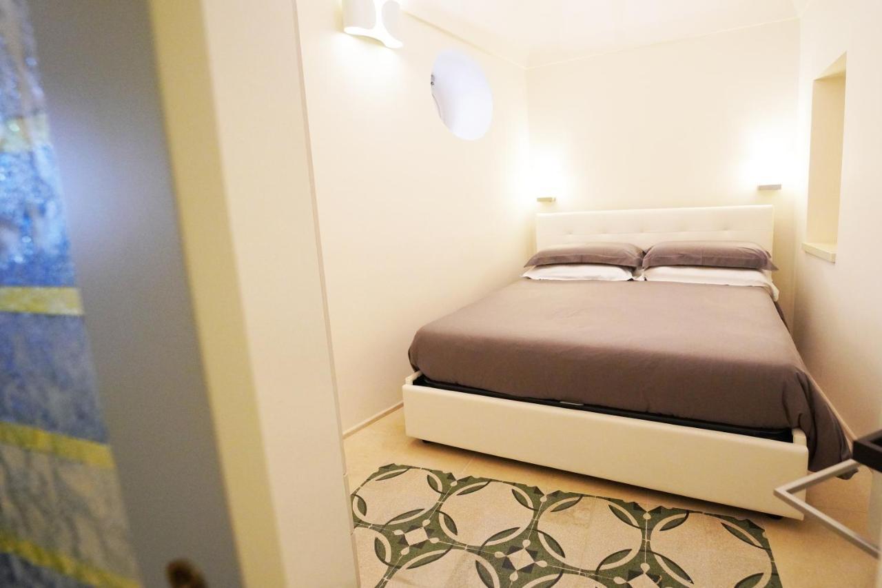 Santa Cesarea Residence Casa Vacanze - La Vetta Del Sasso Barisano Matera Luaran gambar